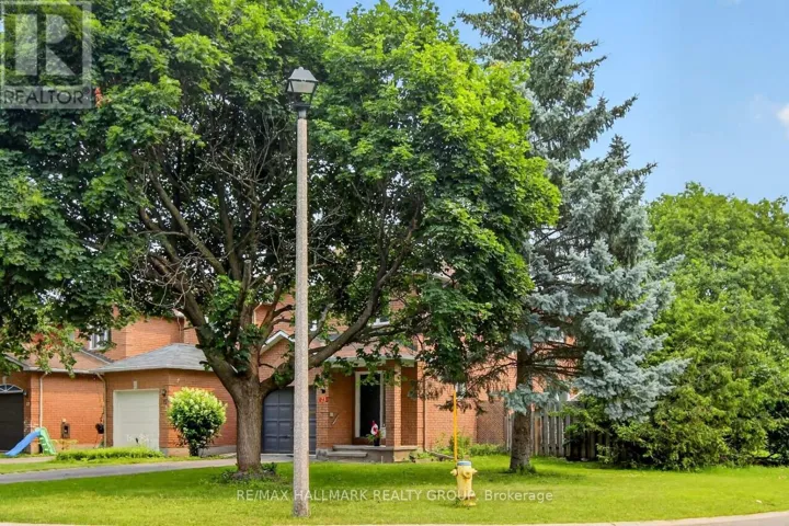 23 WHITEGATE CRESCENT, Ottawa, Ontario K2J4B6