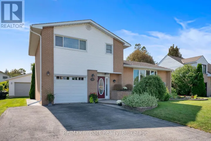 702 WESTDALE COURT, Oshawa (Northglen), Ontario L1J5B5