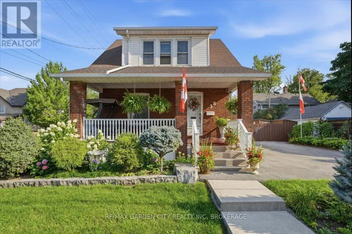 38 FITCH STREET, Welland (Prince Charles), Ontario L3C4V2