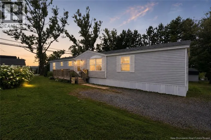 99 Hedgeview Drive, Hanwell, New Brunswick E3B6R8