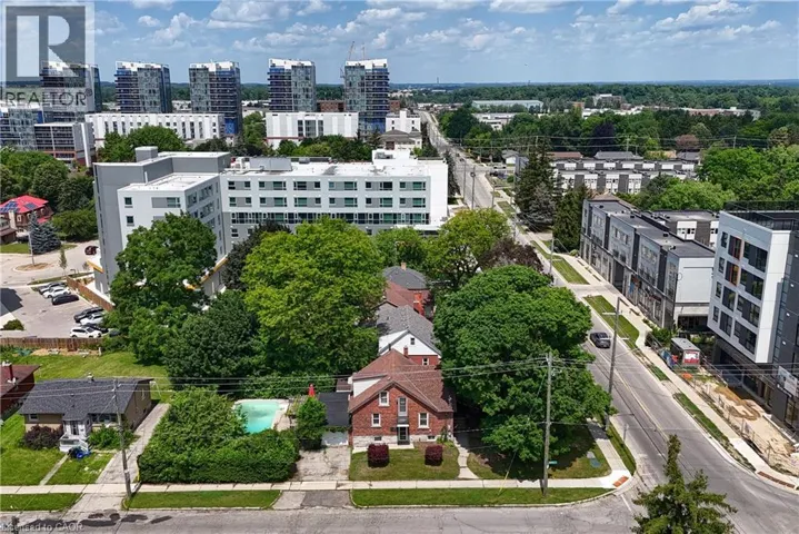 285 ALBERT Street, Waterloo, Ontario N2L3T9