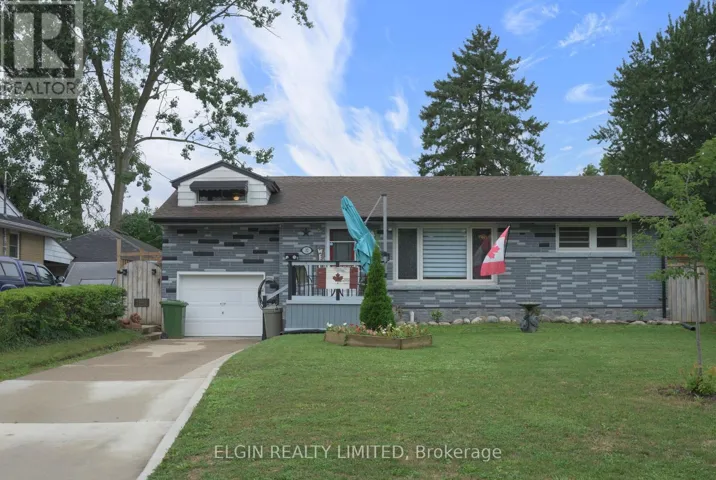 32 COYNE STREET, St. Thomas, Ontario N5R4X8