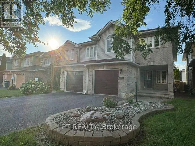 323 BERRIGAN DRIVE, Ottawa, Ontario K2J5E2
