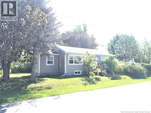 3 Miramichi Avenue, Miramichi, New Brunswick E1N1P6