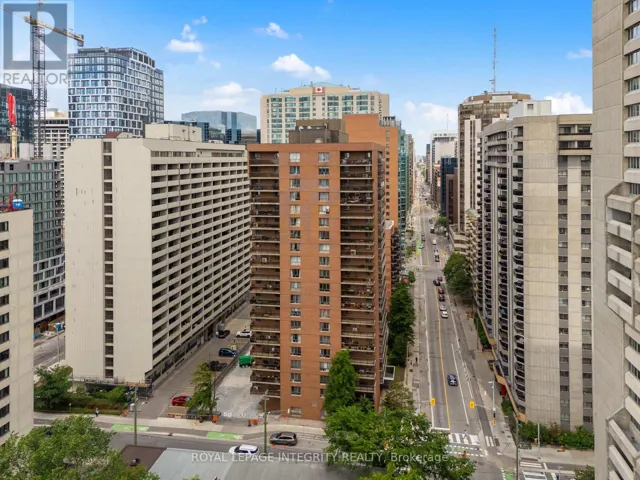 2001 - 475 LAURIER AVENUE W, Ottawa, Ontario K1R7X1