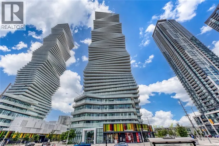 3900 CONFEDERATION Parkway Unit# 5010, Mississauga, Ontario L5B0M3