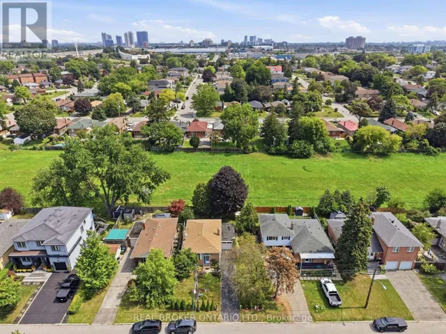 88 CAVEHILL CRESCENT, Toronto (Wexford-Maryvale), Ontario M1R4P9