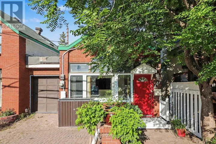 447 HILSON AVENUE, Ottawa, Ontario K1Z6C2