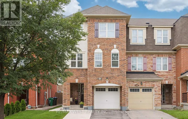 95 MCCLEAVE CRESCENT, Brampton (Fletcher's West), Ontario L6Y4Y9