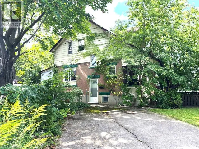 3 GLASGOW Street, Kitchener, Ontario N2G2G5
