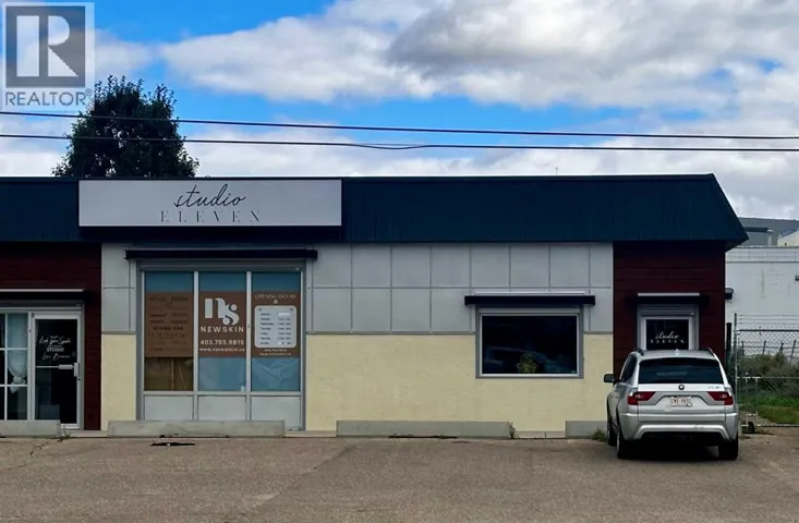 5233 54 Avenue, Red Deer, Alberta T4N5K5