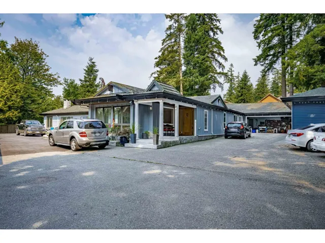 13439 56 AVENUE, Surrey, British Columbia V3X2Z5