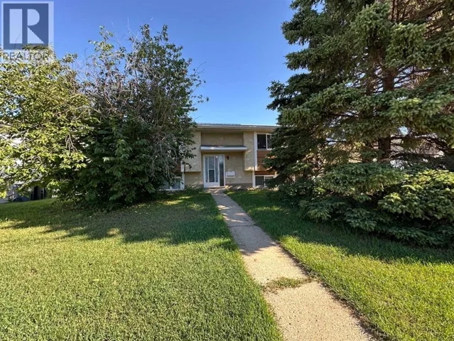 6008 57 Avenue, Ponoka, Alberta T4J1L2