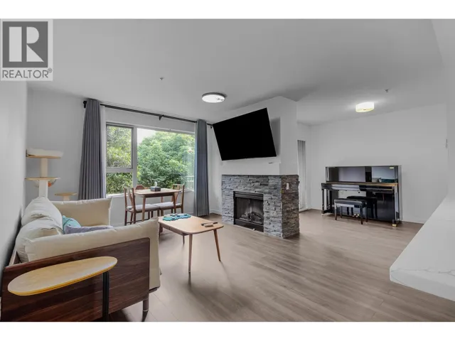 309 200 KLAHANIE DRIVE, Port Moody, British Columbia V3H5K7