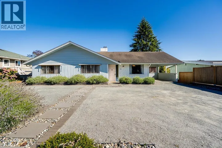 40 E TENTH AVENUE, New Westminster, British Columbia V3L4R5