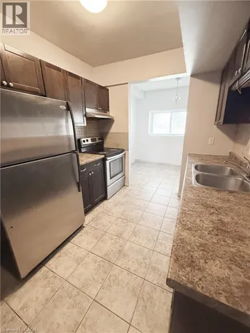 283 FAIRWAY Road N Unit# 90, Kitchener, Ontario N2A2P1