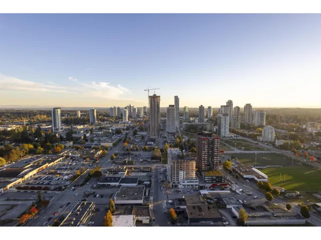 3506 10750 135A STREET, Surrey, British Columbia V3T0V4