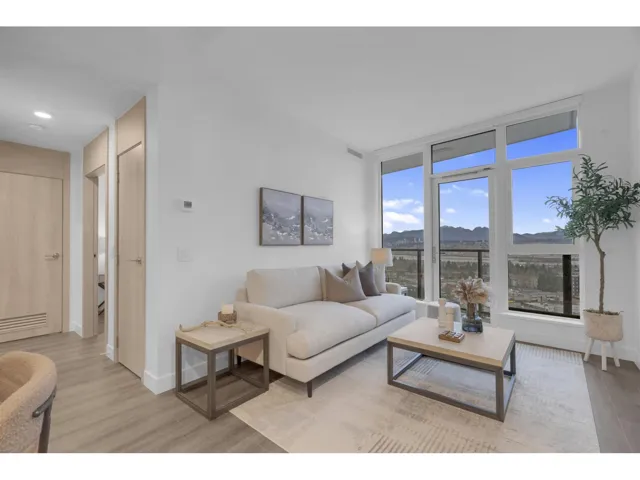 1501 10750 135A STREET, Surrey, British Columbia V3T0V4