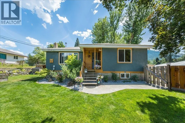 526 12TH Avenue, Genelle, British Columbia V0G1G0