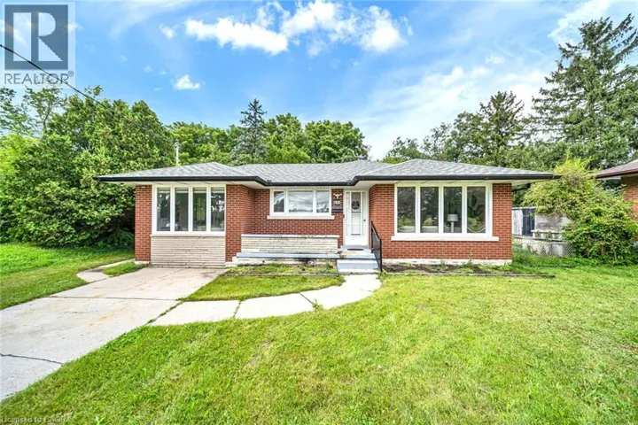 284 CEDAR Crescent, Cambridge, Ontario N1S1X1