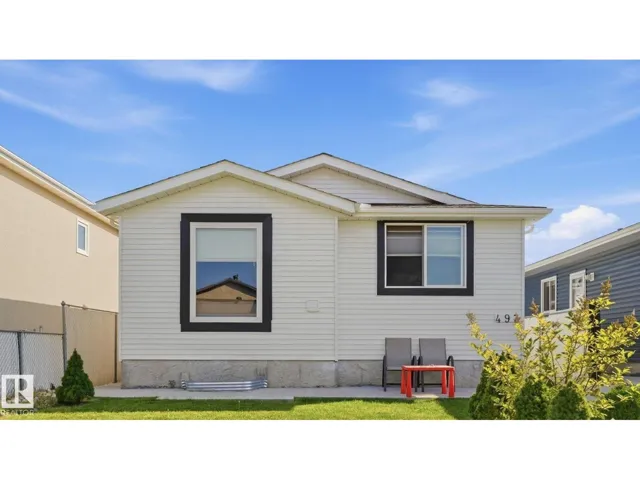 493 KIRKNESS RD NW, Edmonton, Alberta T5Y2J1