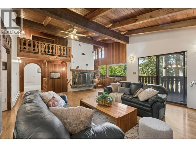 295 BAYVIEW ROAD, Lions Bay, British Columbia V0N2E0
