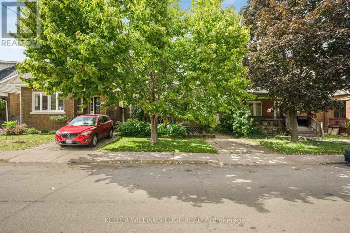 204 ROSSLYN AVENUE S, Hamilton (Delta), Ontario L8M3J5