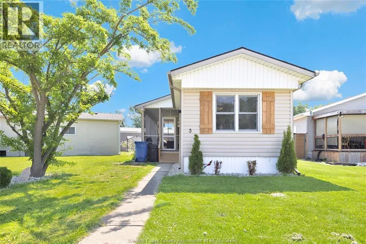 3 LILAC, McGregor, Ontario N0R1J0
