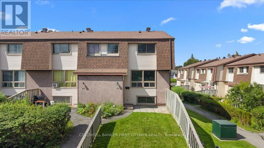44 - 2640 DRAPER AVENUE, Ottawa, Ontario K2H8V3
