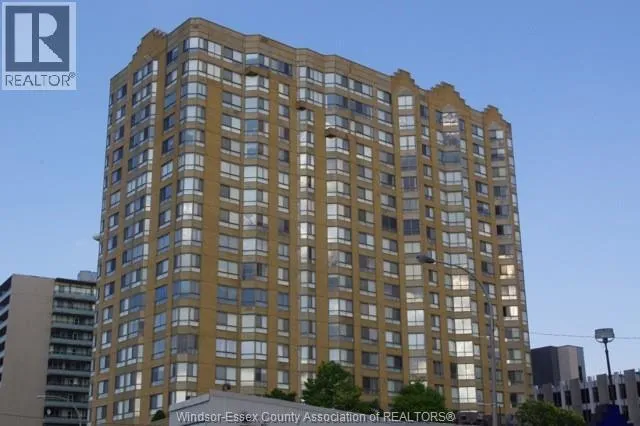 75 RIVERSIDE DRIVE Unit# 1701, Windsor, Ontario N9A7C2