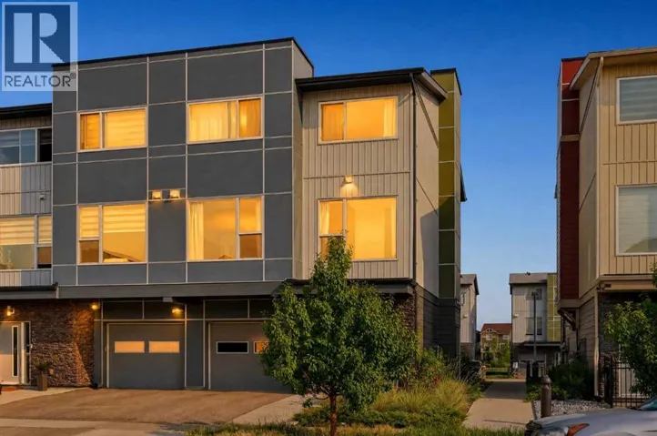 52 Saddlestone Drive NE, Calgary, Alberta T3J0W4