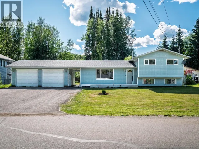 7379 PEARL DRIVE, Prince George, British Columbia V2K4K3