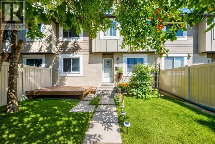 44, 4936 Dalton Drive NW, Calgary, Alberta T3A2E4
