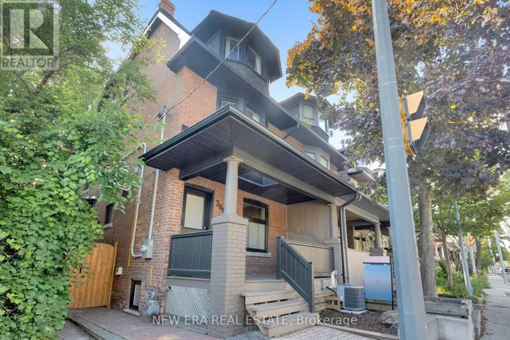 360 WOODBINE AVENUE, Toronto (The Beaches), Ontario M4L3P6
