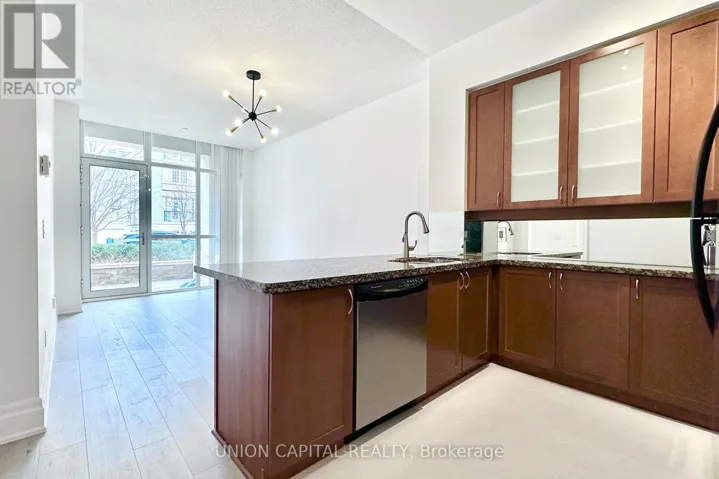 120 - 39 UPPER DUKE CRESCENT, Markham (Unionville), Ontario L6G0B8