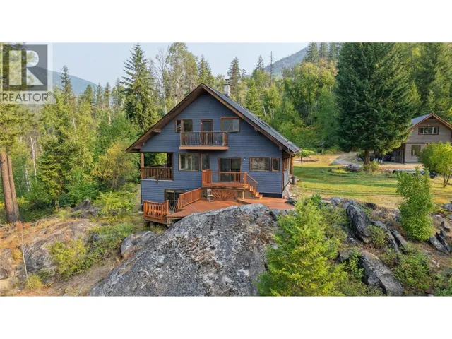 220 GROHMAN CREEK Road, Nelson, British Columbia V1L5P3