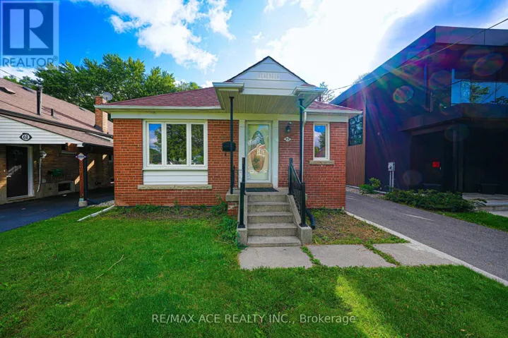 59 LILIAN DRIVE, Toronto (Wexford-Maryvale), Ontario M1R3W4