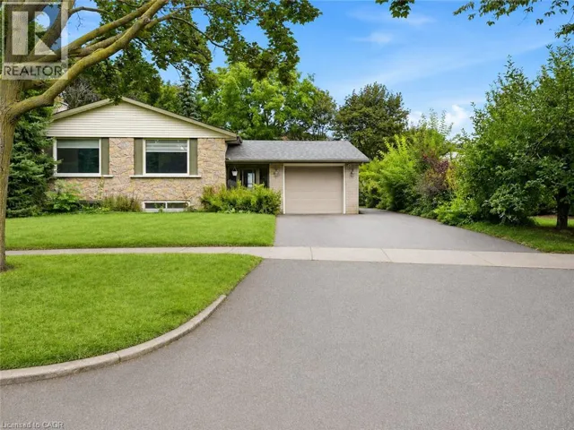 58 TUPPER Crescent, Kitchener, Ontario N2B2X9