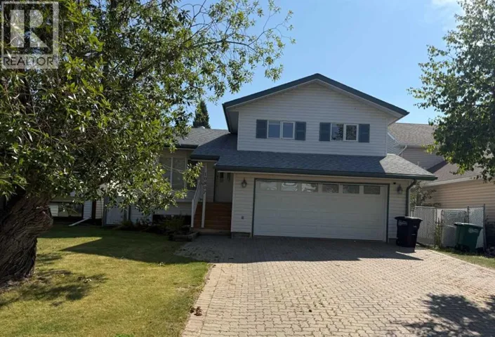 10807 104 Street, High Level, Alberta T0H1Z0