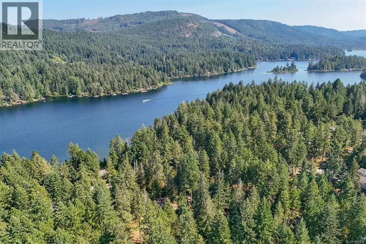 2051 May Ave, Shawnigan Lake, British Columbia V8H2C5