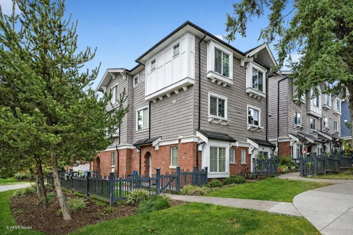 163 14833 61 AVENUE, Surrey, British Columbia V3S6T6