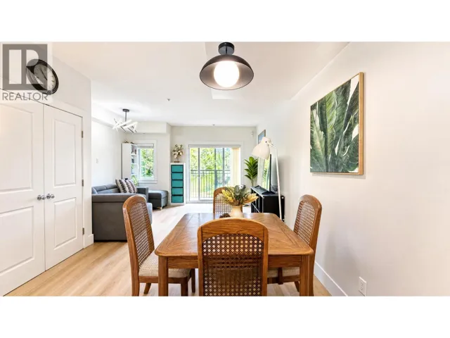 204 7168 STRIDE AVENUE, Burnaby, British Columbia V3N1T7