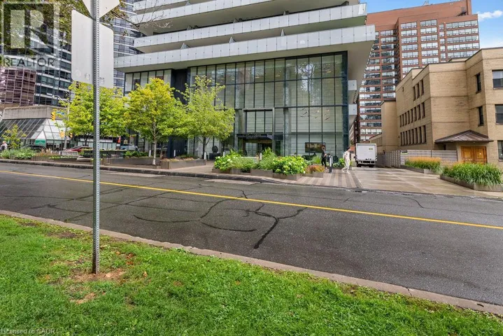57 ST JOSEPH Street Unit# 206, Toronto, Ontario M5S0C5