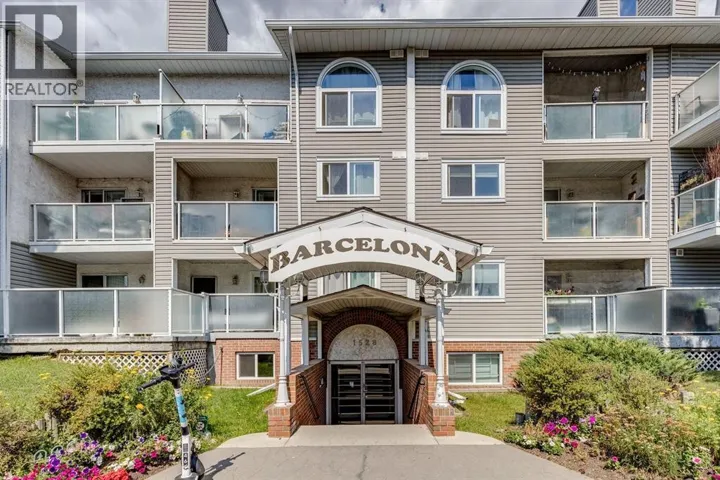 106, 1528 11 Avenue SW, Calgary, Alberta T3C0M9