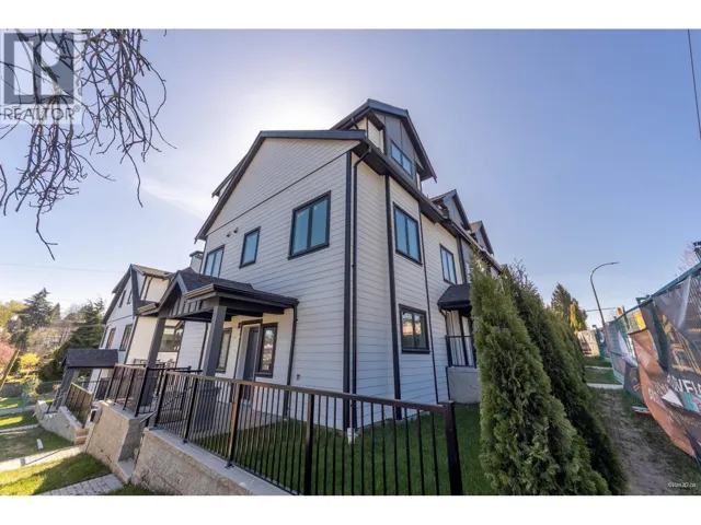 103 1406 E 18TH AVENUE, Vancouver, British Columbia V1V1V1