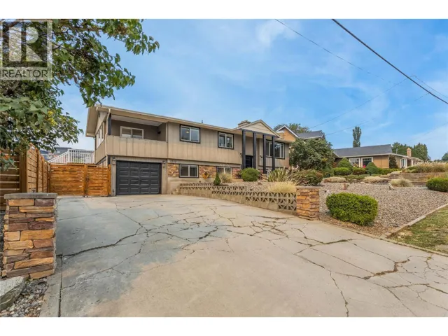 2232 Witt Road, West Kelowna, British Columbia V4T2C5