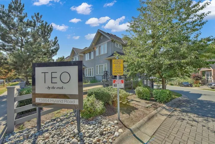 10 13864 HYLAND ROAD, Surrey, British Columbia V3W2C3