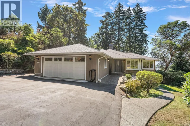 10938 Prentice Pl, North Saanich, British Columbia V8L5H7