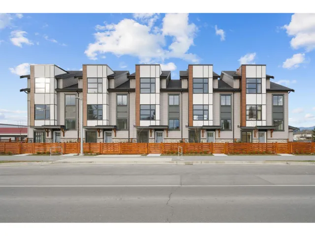 7 32929 CHERRY AVENUE, Mission, British Columbia V2V0M3