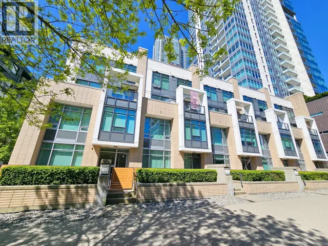6471 TELFORD AVENUE, Burnaby, British Columbia V5H0B6